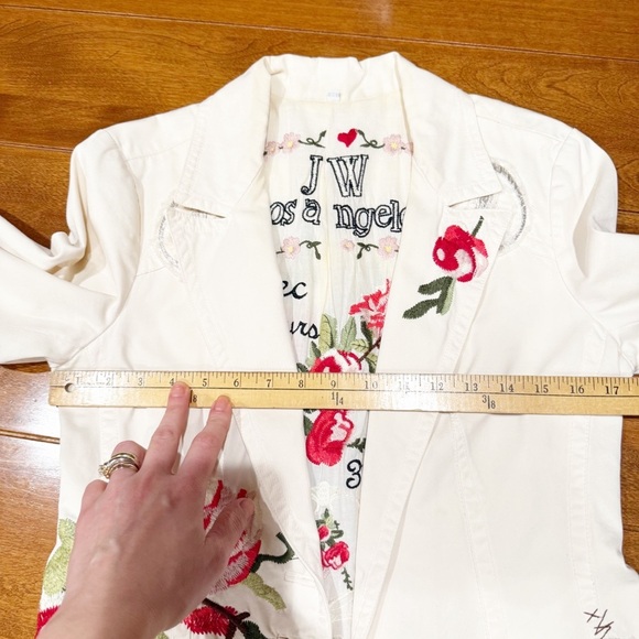 Johnny Was Vintage Ivory Embroidered Rose Floral Blazer Jacket Bohemian M - Picture 13 of 14